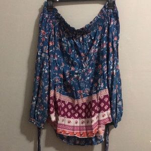 Off the shoulder long sleeve